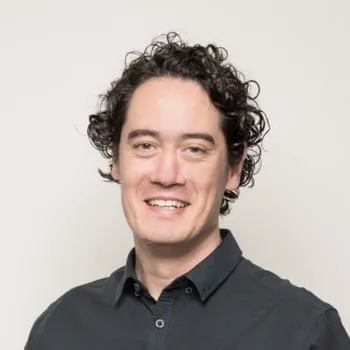 Jens G.